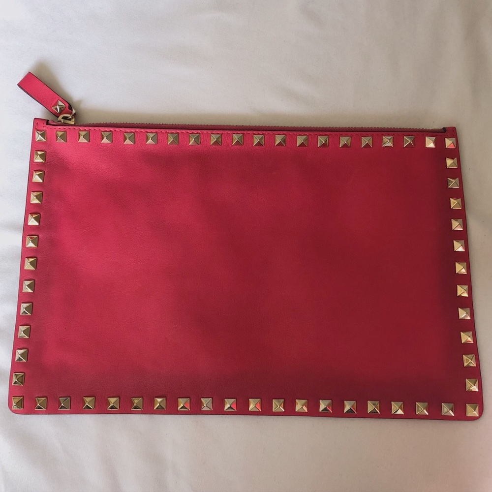 Valentino Garavani Large Flat Pouch